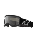Gafas Alpinestars Vision 5 Corp, gafas de motocross, montura negra con lente de espejo plateada, correa ancha ajustable negra con logotipo de estrella blanco de Alpinestars, espuma facial acolchada, marca One Goal One Vision