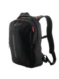 Alpinestars City Hunter V2 Backpack, mochila urbana para motocicleta, negra con tiradores y detalles en rojo, logotipo vertical gris, correas de hombro acolchadas de malla, diseño cónico estilizado para estabilidad en la conducción