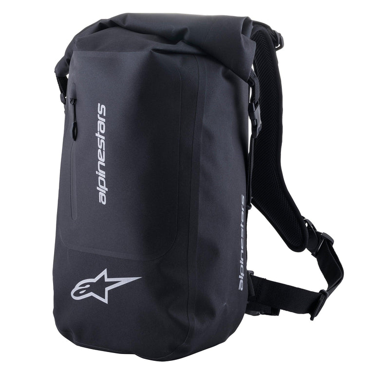 Alpinestars Sealed Sport Pack, mochila impermeable para moto, negra, con logotipo Astar blanco y texto vertical de Alpinestars, cierre superior enrollable, correas de hombro ajustables con acolchado de malla, diseño de 23 litros de capacidad