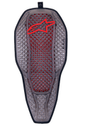 Alpinestars Nucleon Flex Proi Full Back Protector Insert, protector de espalda integral, color gris humo transparente con núcleo rojo, estructura hexagonal con logo rojo superior, forma ergonómica alargada y ventilación avanzada para motociclismo