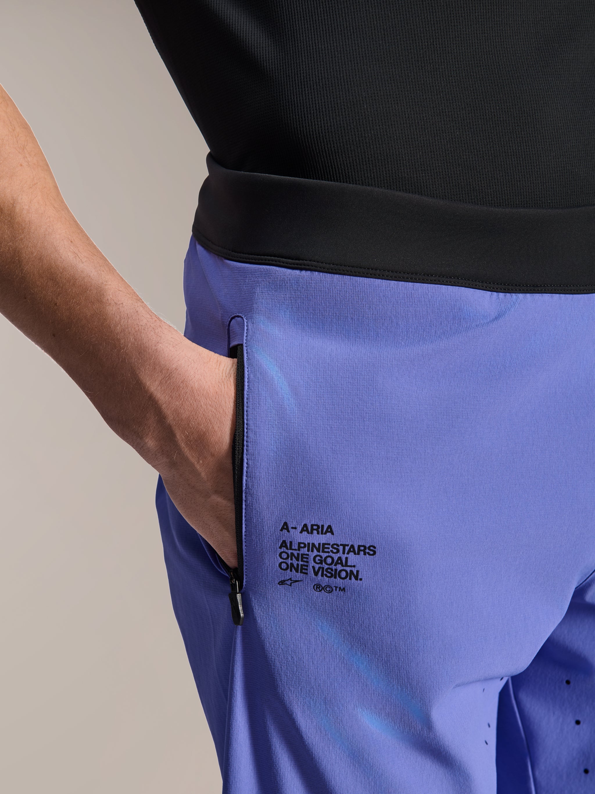 Pantalones Cortos A-Aria Lite