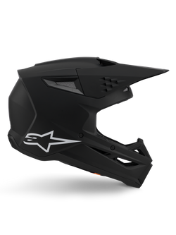 Casco Alpinestars S-M3 Solid, casco de motocross, acabado en negro mate, perfil lateral con el logotipo de Alpinestars en blanco, carcasa aerodinámica con múltiples puertos de ventilación y visera grande, equipo de protección profesional para off-road