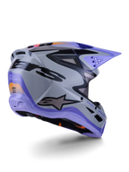 Alpinestars S-M3 Jettson Helmet ECE 22.06, casco de motocross, gris, morado y negro brillante, vista trasera de tres cuartos que muestra la carcasa aerodinámica termoinyectada con puertos de ventilación y un diseño gráfico audaz