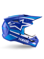Alpinestars Yamaha S-M3 Helmet ECE 22.06, casco de motocross, azul y blanco brillante, con logotipos de Yamaha destacados y patrones geométricos, diseño aerodinámico con ventilaciones de malla negra y visera puntiaguda, equipo profesional de off-road