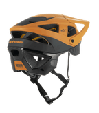 Casco Alpinestars Vector Tech Zeal, casco de MTB, negro y dorado oscuro, vista lateral trasera que muestra múltiples puertos de ventilación, visera ajustable y correa de barbilla negra segura, equipo de protección para bicicleta de montaña con la marca Alpinestars