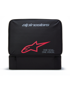 Estuche para gafas Alpinestars Supertech Vision, bolsa de almacenamiento rectangular negra para gafas de motocross, con el logotipo gris de Alpinestars, el símbolo A-star en rojo y el texto "ONE GOAL. ONE VISION.", construcción de poliéster duradero con bolsillo frontal con cremallera