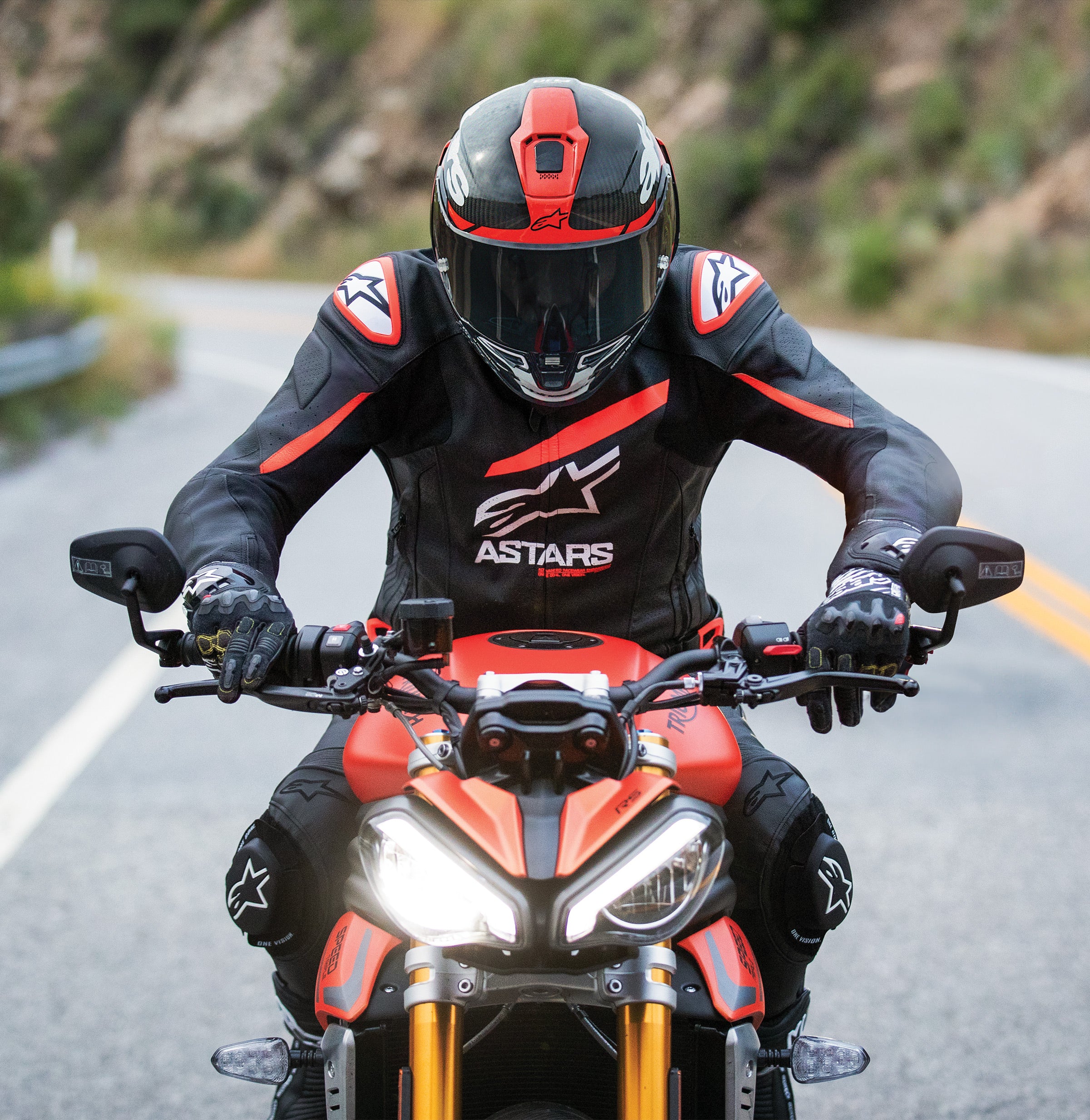 GP Plus R V4 Airflow - Chaqueta de Moto Negro | Alpinestars®