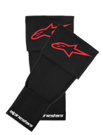 Alpinestars RK-S Knee Brace Sleeve, funda para rodillera, negro con logo de estrella rojo, accesorio de protección para moto, marca Alpinestars en blanco
