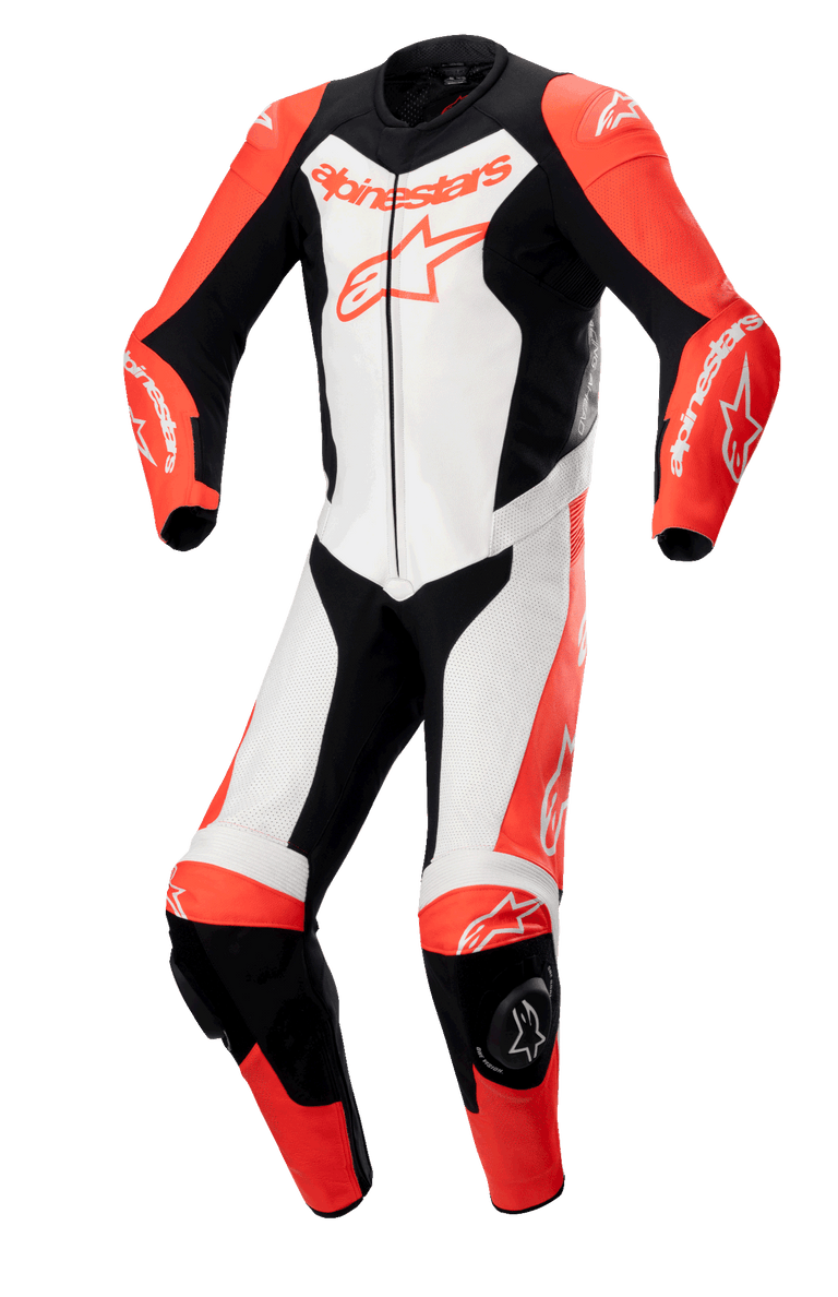 Alpinestars GP Force Lurv 1-Piece Leather Suit, mono de cuero profesional para carreras de motos, rojo flúor, blanco y negro, con confección en cuero bovino de alto rendimiento, paneles perforados, protecciones de hombro DFS Lite, deslizadores de rodilla y logotipos destacados de Alpinestars