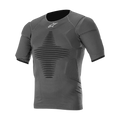 Alpinestars Capa Base Superior Roost, camiseta interior técnica de mangas cortas para motocross y off-road, hombre, color negro antracita, con zonas acolchadas de protección y tejido de punto transpirable